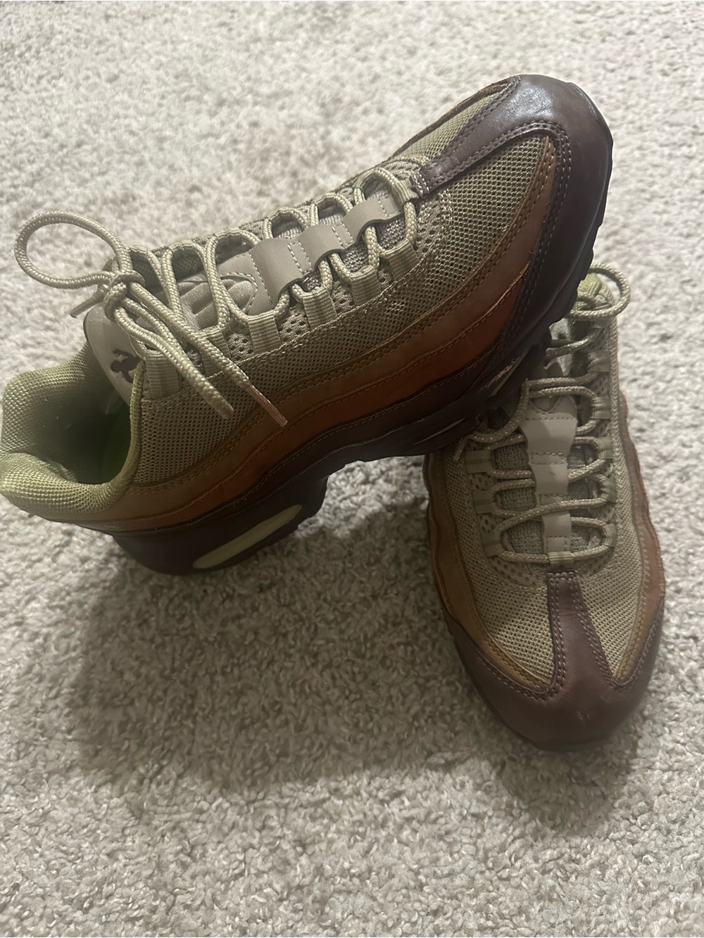 Nike Air Max 95 Evolution 313375-231 Men's Casual Mesh Leather Sneaker size 9.5